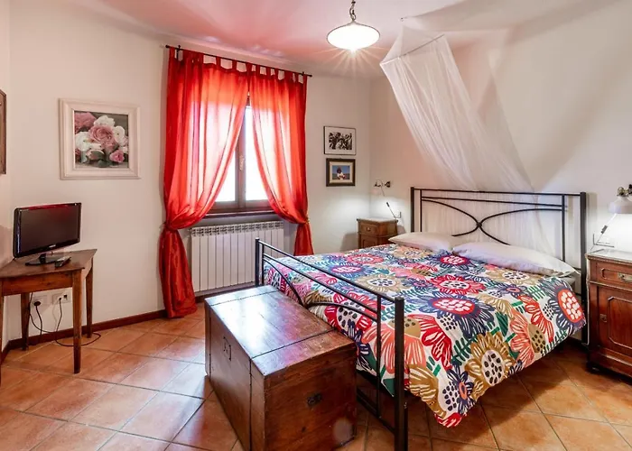 Colonnata Casa de Férias *